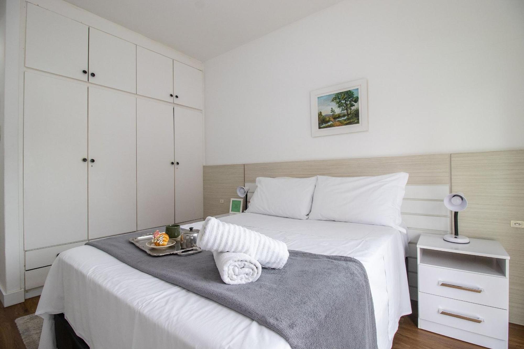 Apartamento Drs41a - Centro, 3 Dorm Climatizados, Tv Smart